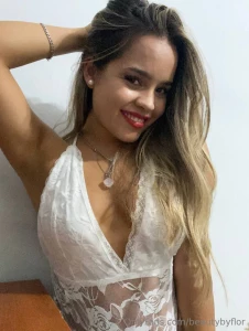 Lulipardo subscribe to this latina for free tell me your fantasy and