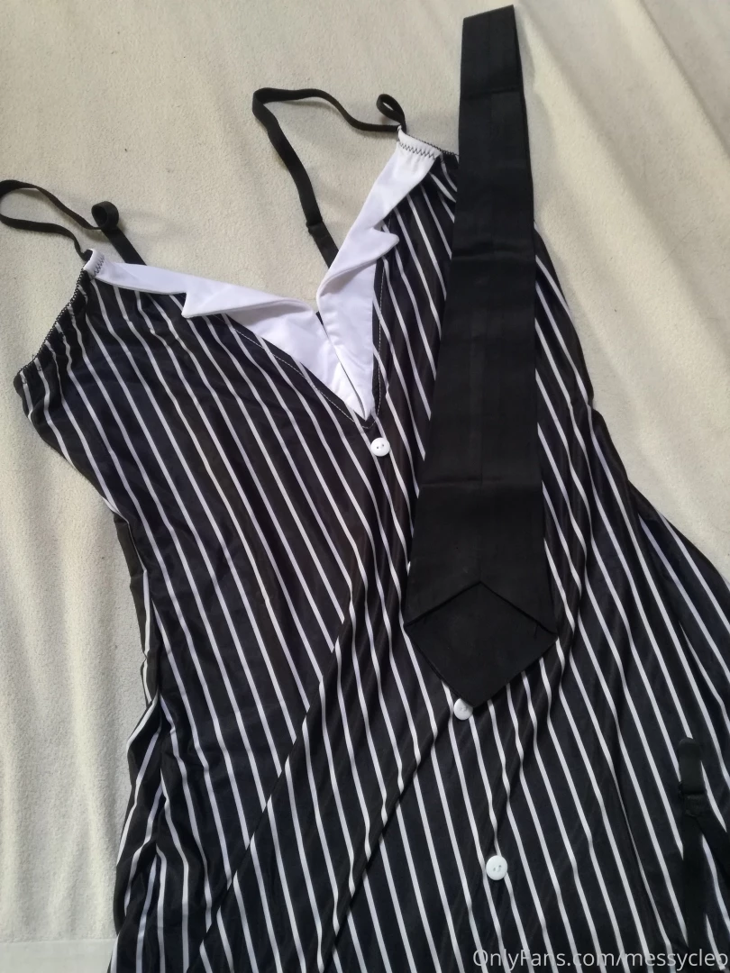My new outfit is here 