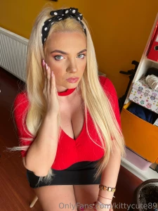 How do you like black and red outfits on me what about the pinup part 9