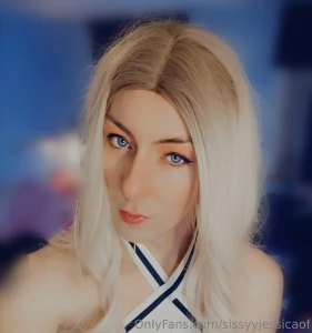 I always wanted to be one of the cheerleaders when i was younger now i