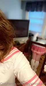 I used to think this was a short skirt this is wayyyy too long