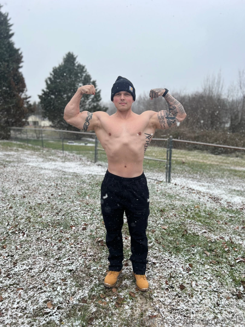 Happy snow day should i make content in the snow 