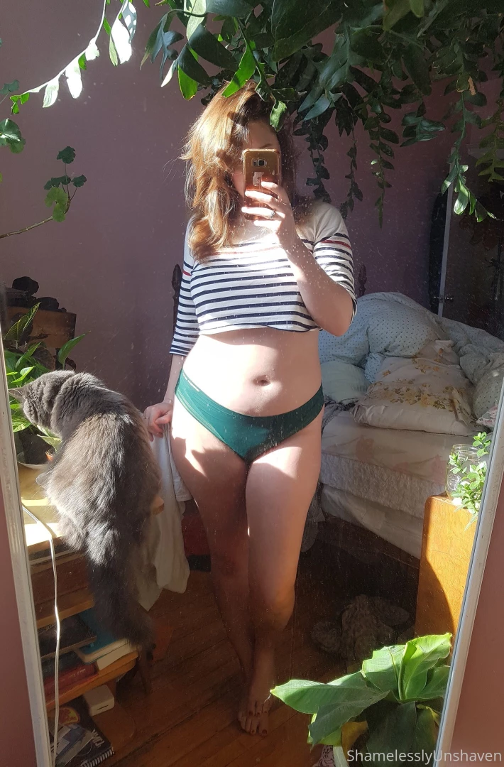 5 pics ignore the dust and just focus on how soft and nice my belly part 2 