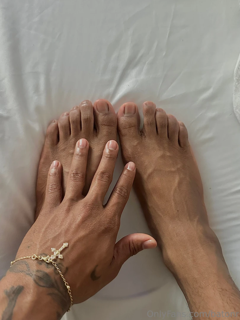 Got my toes done who sucking them now 