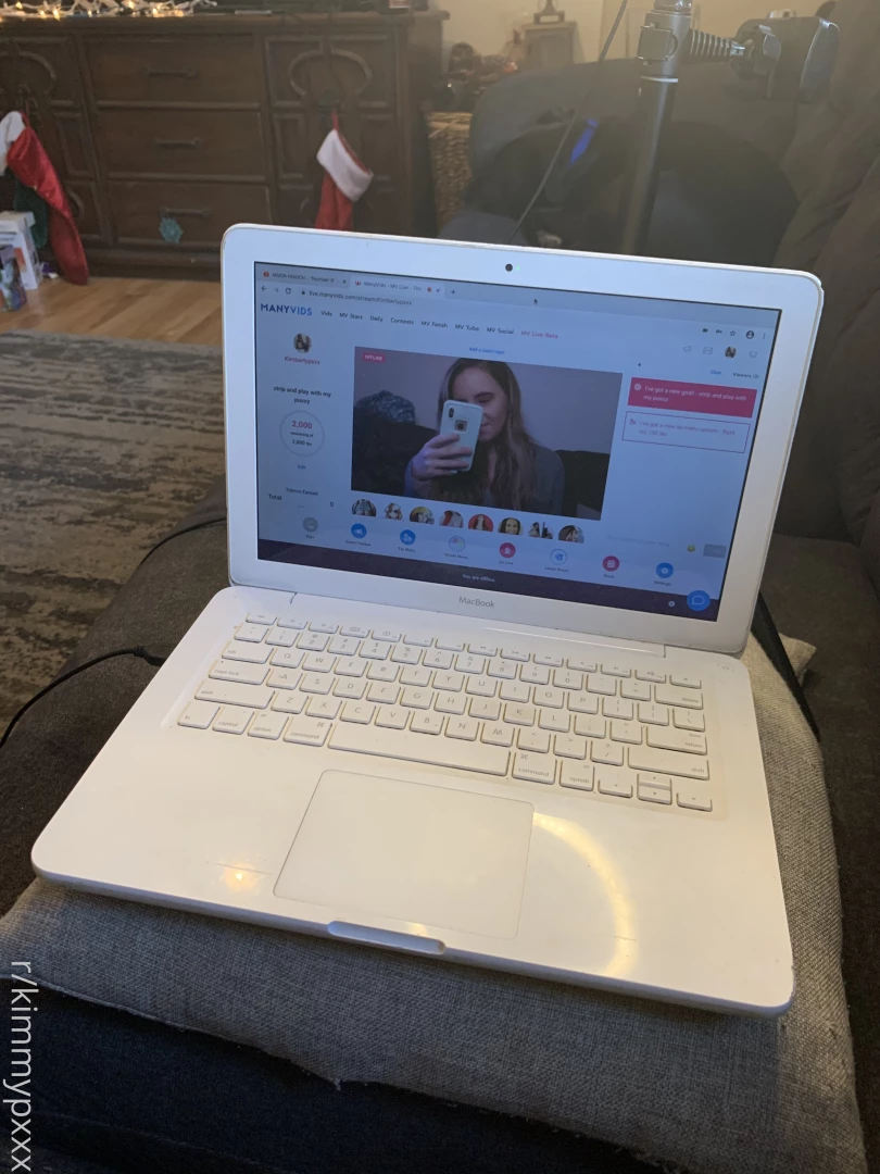 I m going live on mv for a bit find me there at kimberlypxxx and chat 