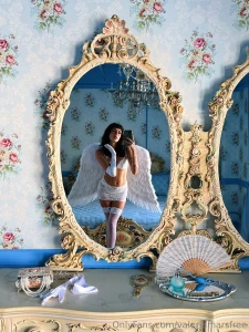 In the mirror part 34