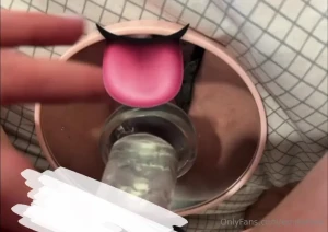 Look how a big dildo stretches my tight pussy i m so wet i ve already