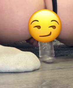 Look at my juices i ride a dick and cum i have already published a