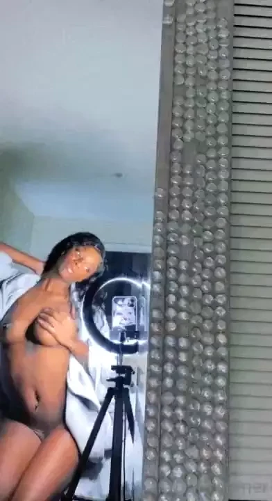 Good morning daddy tip if you want to see me get my throat fucked 