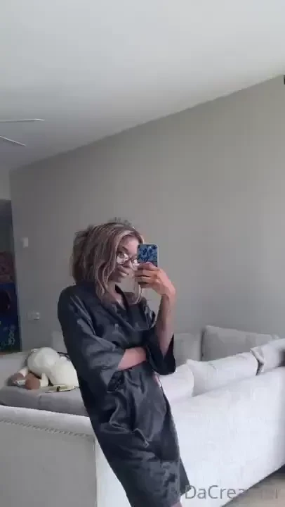 Someone come take it off 