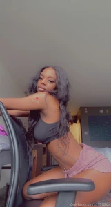 Come rub on my booty baby part 1