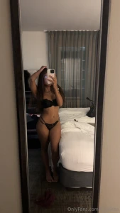 Hi so i will get to customs and get back to going live and streaming