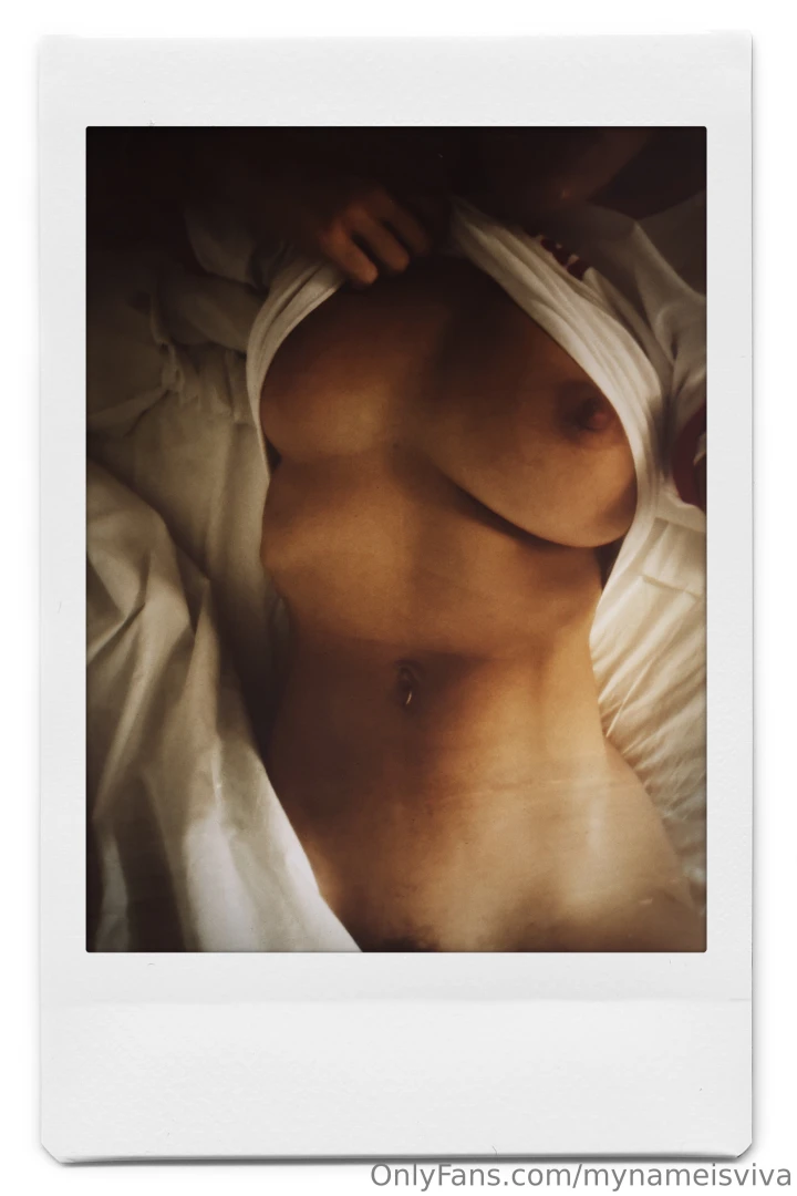 Un po come se ti stessi dicendo guardami scorri per vedere la seconda part 1 