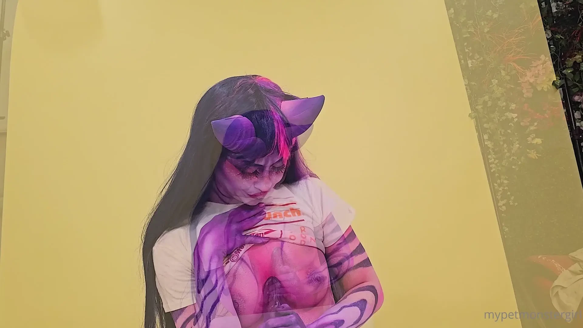 Neon demon jinx 