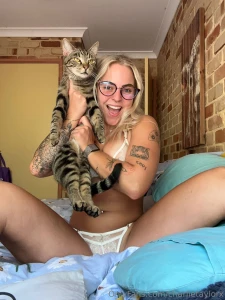 Every day deserves a little sparkle and sweetness here s mine for you