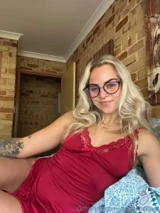 Not a warning sign just a little temptation