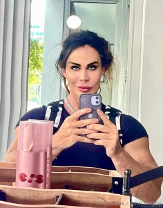 New pics babe write me in private part 6