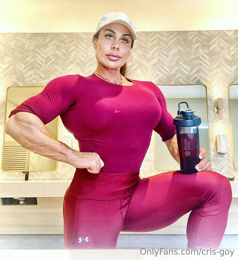 I want us to sweat together and for you to give me your protein write 