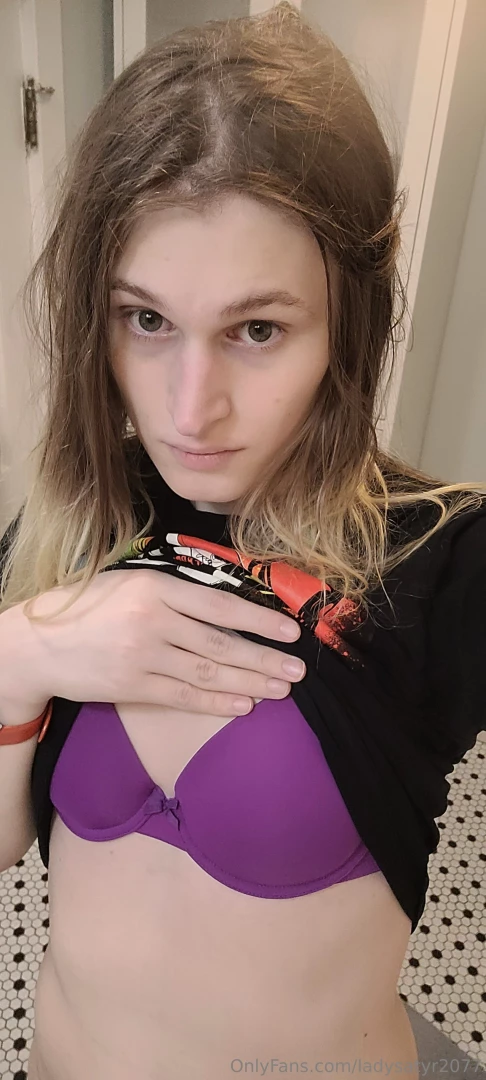 Onlyfans has been dogshit on mobile so its been harder to upload 