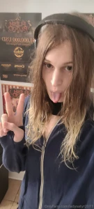 Got to hang out with friends over mon and tues had a lot of fun part 1