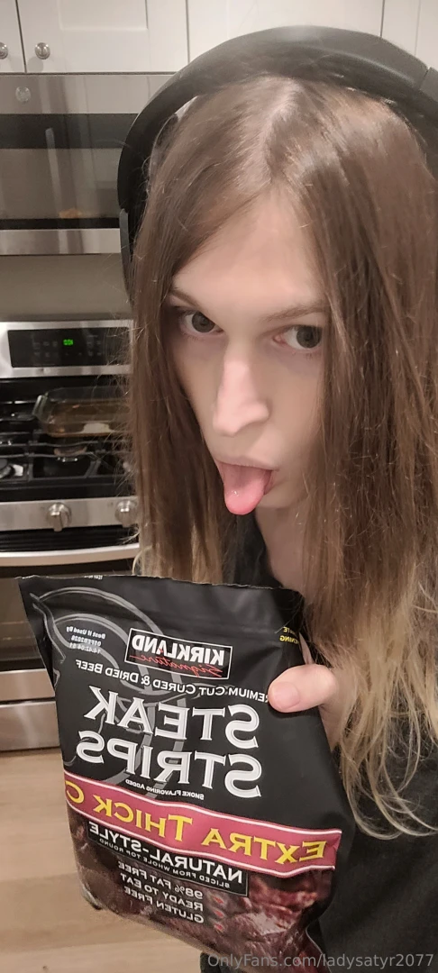 Got to hang out with friends over mon and tues had a lot of fun part 4 