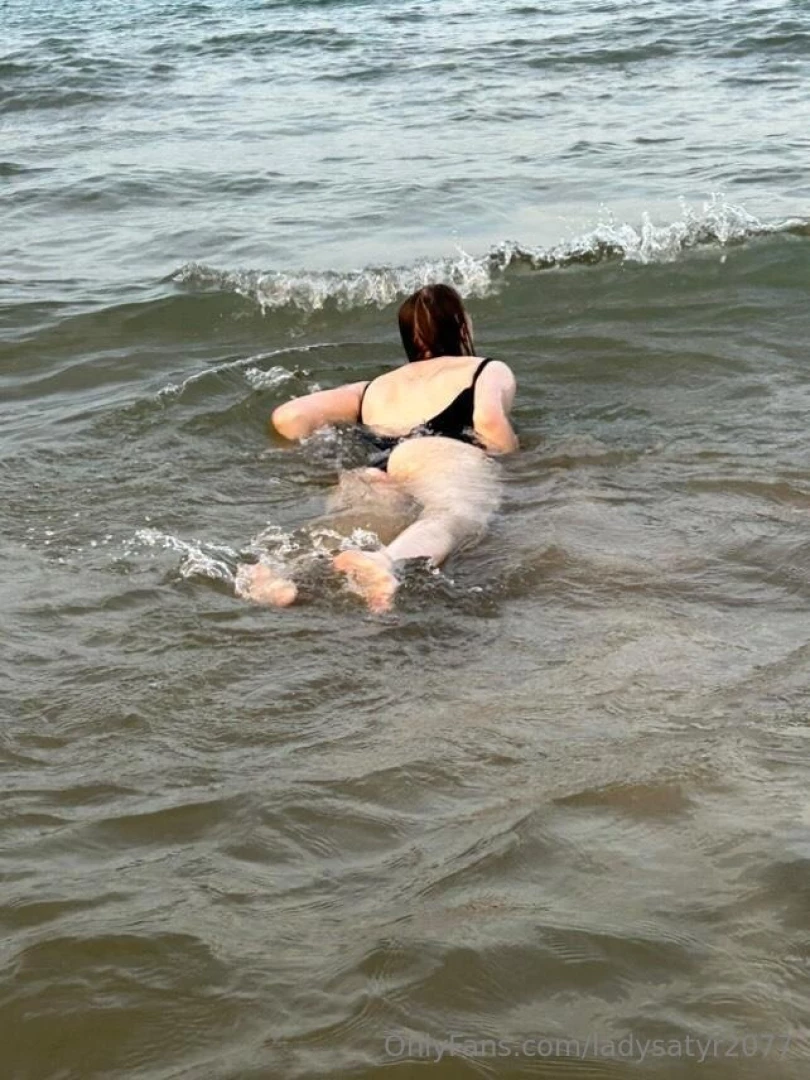 Beach day pics part 4 