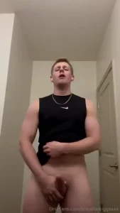 Enjoying myself in the mirror with and without music