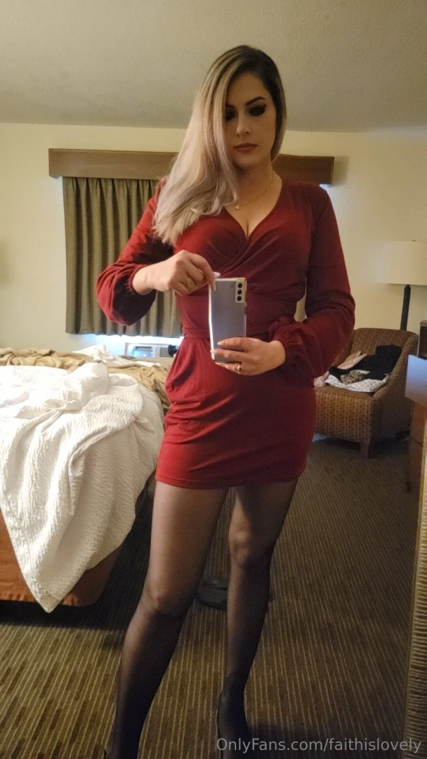 In case you were wondering i took the consensus and went with pic 1 