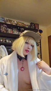 Have a full selfie set for the year also it s my birthday today so part 5