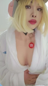 Have a full selfie set for the year also it s my birthday today so part 22