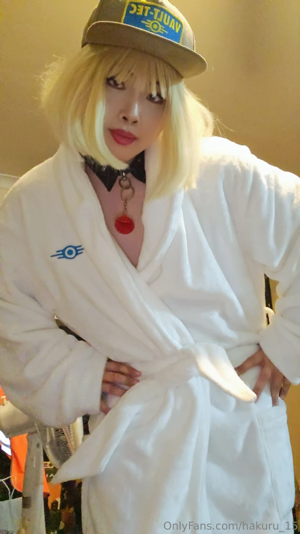 Have a full selfie set for the year also it s my birthday today so part 18 