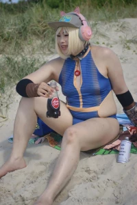 Here s a free fallout beach photo set for you guys stay hydration part 22