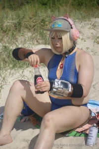Here s a free fallout beach photo set for you guys stay hydration part 9