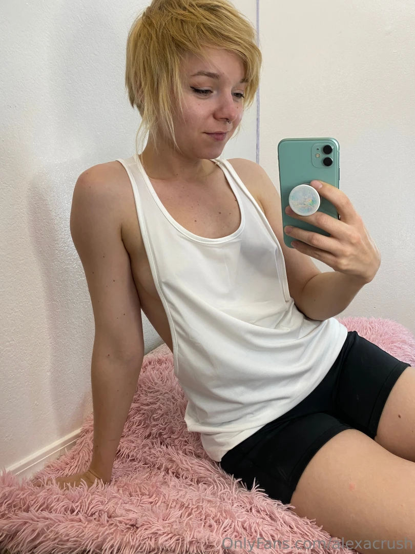 We re gonna work out together but i m not gonna wear a bra part 1 