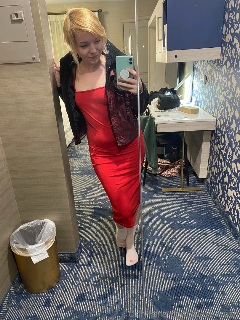 Some more vacation pics lol i went out to a show and had an absolute part 2 