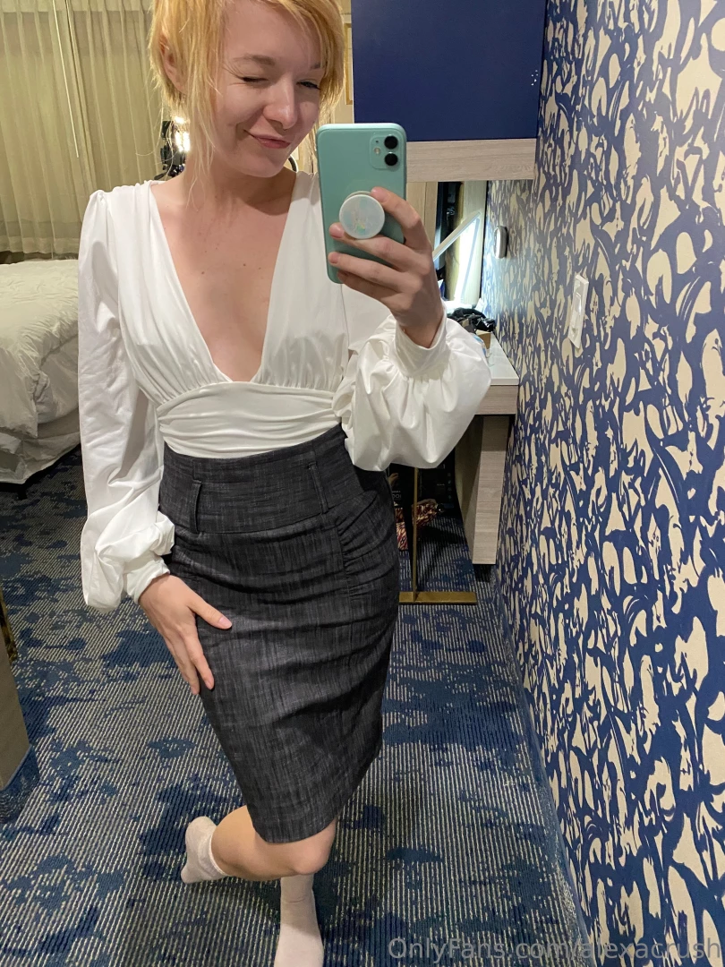 I m on a business trip and bring you back to my hotel after drinks part 1 