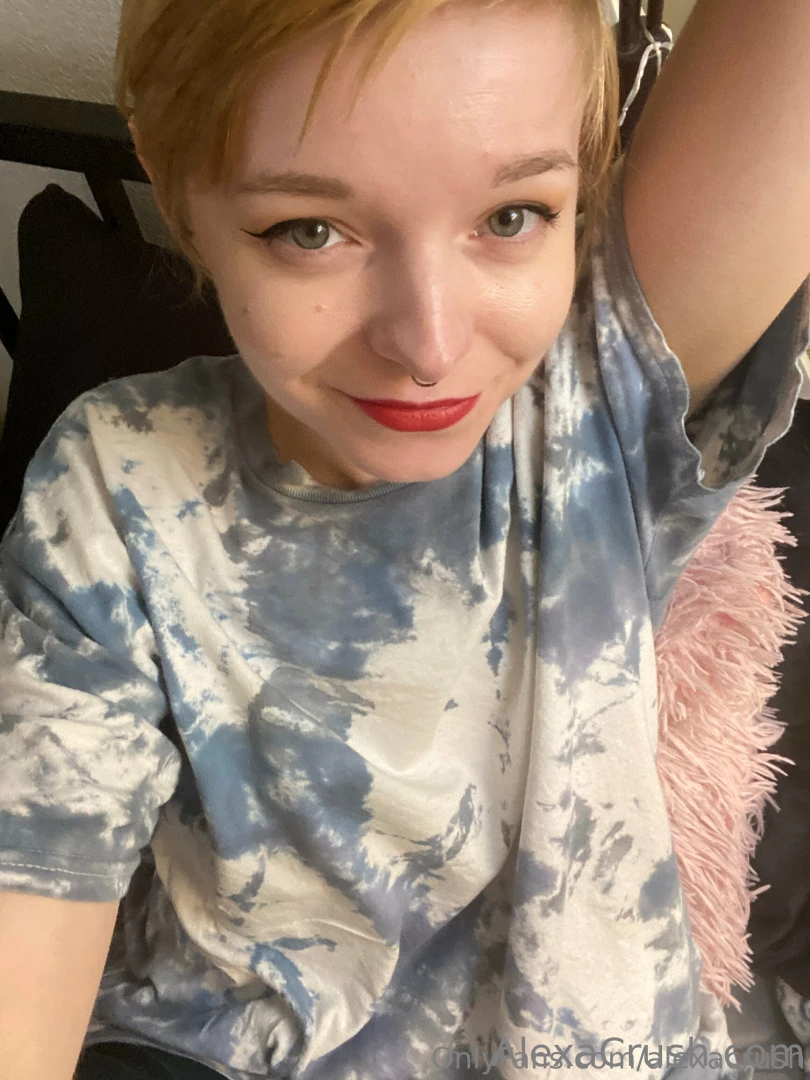 Accepting applications for a boyfriend pls dm thanks 