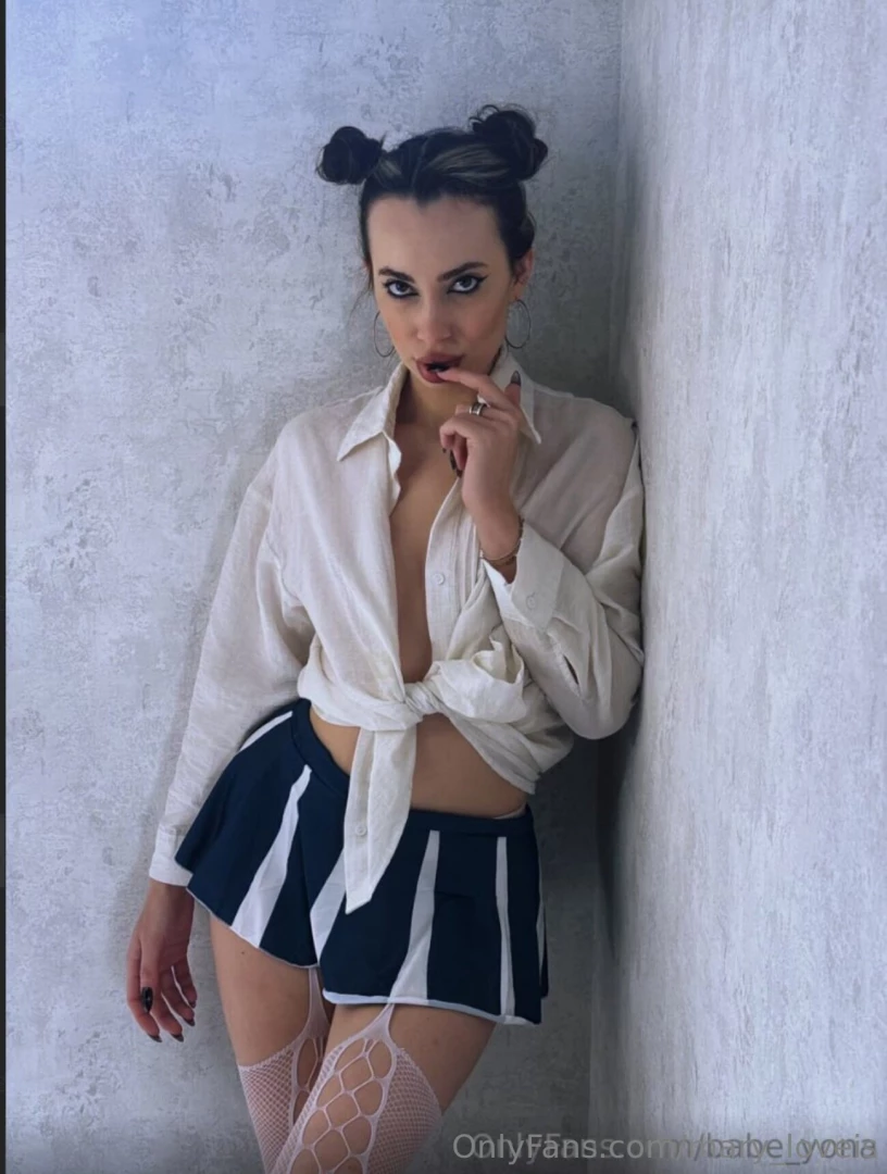 Stop scrolling babe_yona she is waiting for you babe_yona join this part 105 