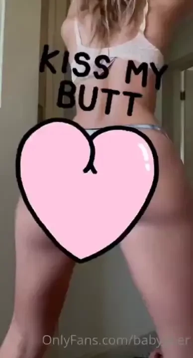 Happy saturday babe i m sendin ya a juicy treat in ur messages w up 