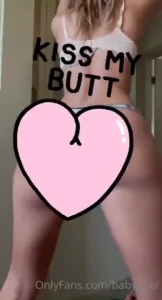 Happy saturday babe i m sendin ya a juicy treat in ur messages w up