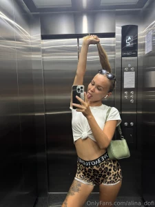 Today was all about elevator photoshoots everywhere i went there was a