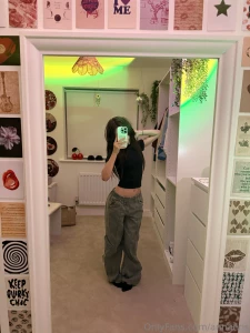 Talk to me nice or i ll sob in ur lap