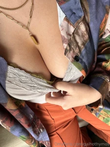 I m sorry i can t help it my boobs looked crazy that day