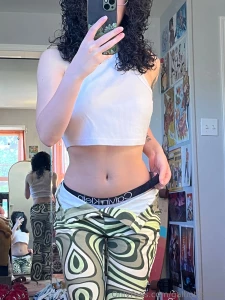 Anyone else a fan of these mid-changing selfies