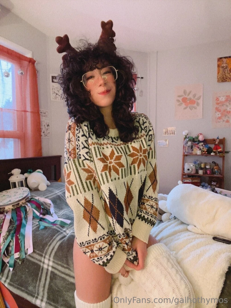 Heheheheh we re celebrating christmas early today with the kiss-mas part 8 