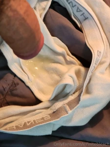 Oops i came in my tws part 1