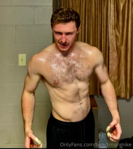 Having some sweaty fun transforming into a monster part 1