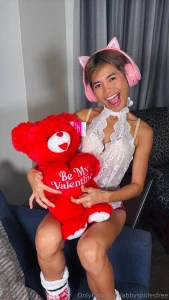 Ohhhh only one spot left for my disount today happy thursday kisses