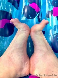 Good morning it s swimming weather