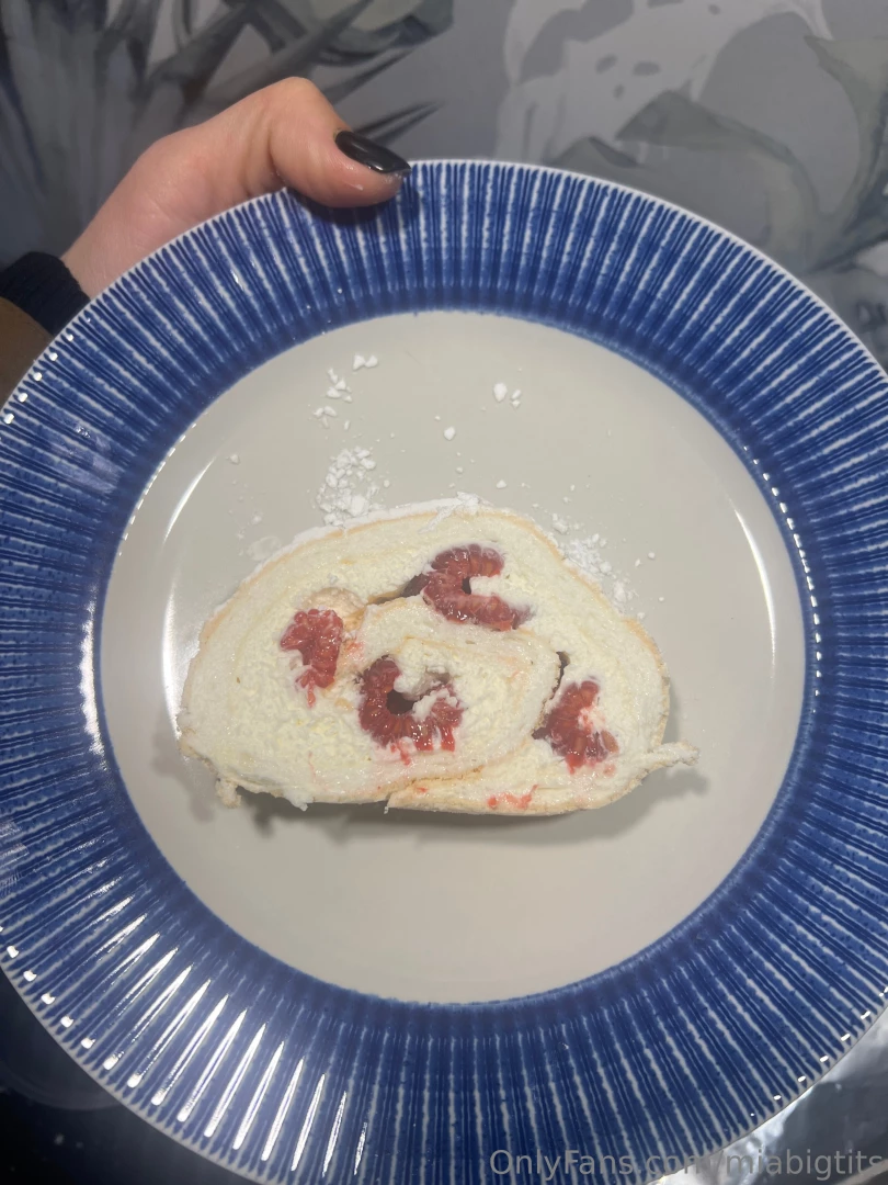 Wifey material right here where the hell is my husband now i m tired 